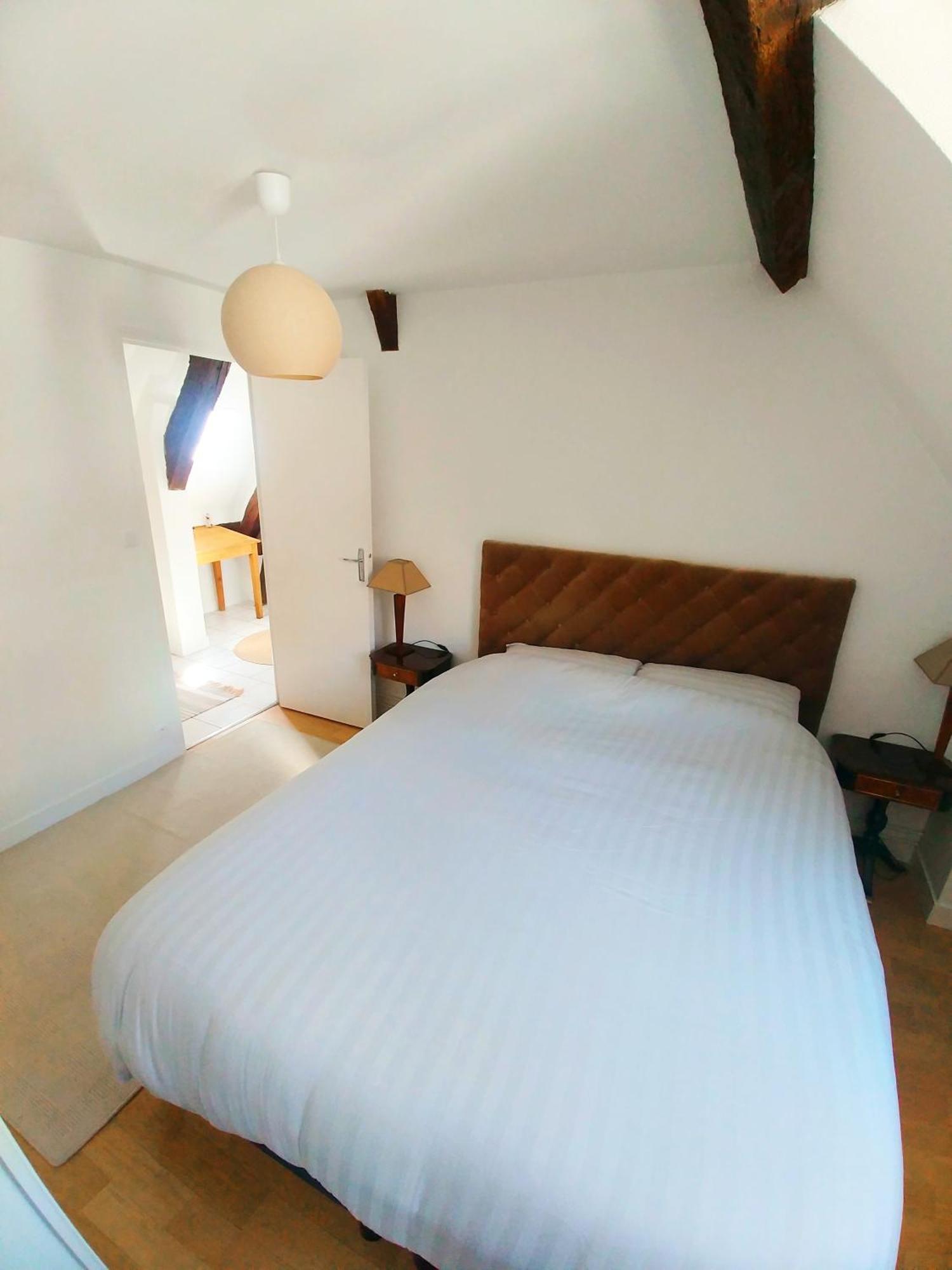 Best Of Chartres One Bedroom City Center And View On The Cathedral Exterior photo